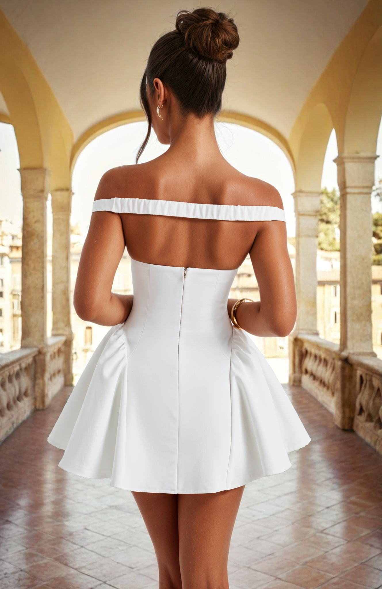 Isola™ - Elegant off-shoulder miniklänning