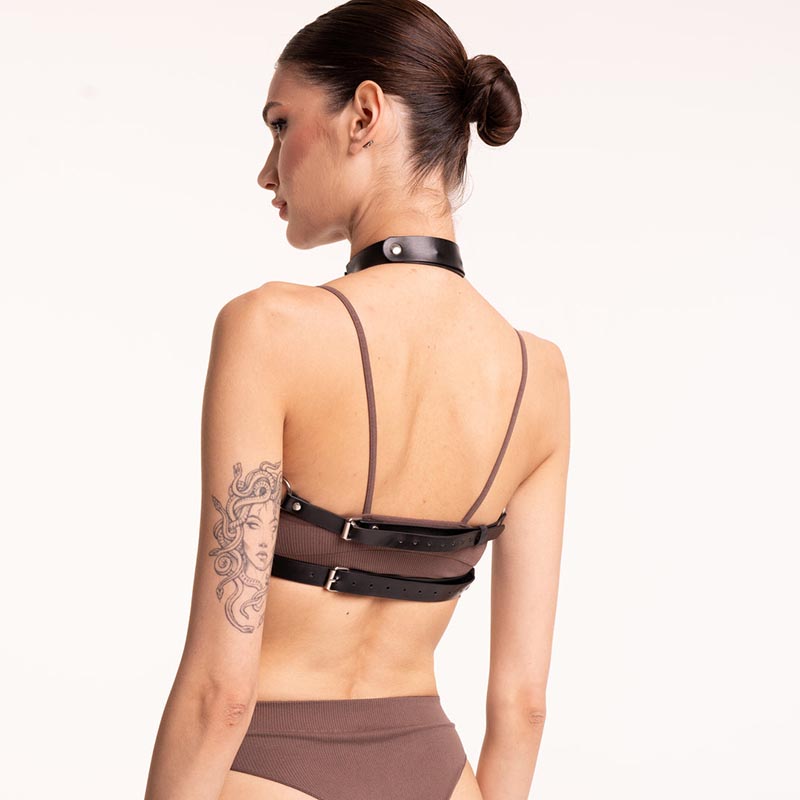 Carla™ - Goth Strap Bra Harness i Svart Syntetläder