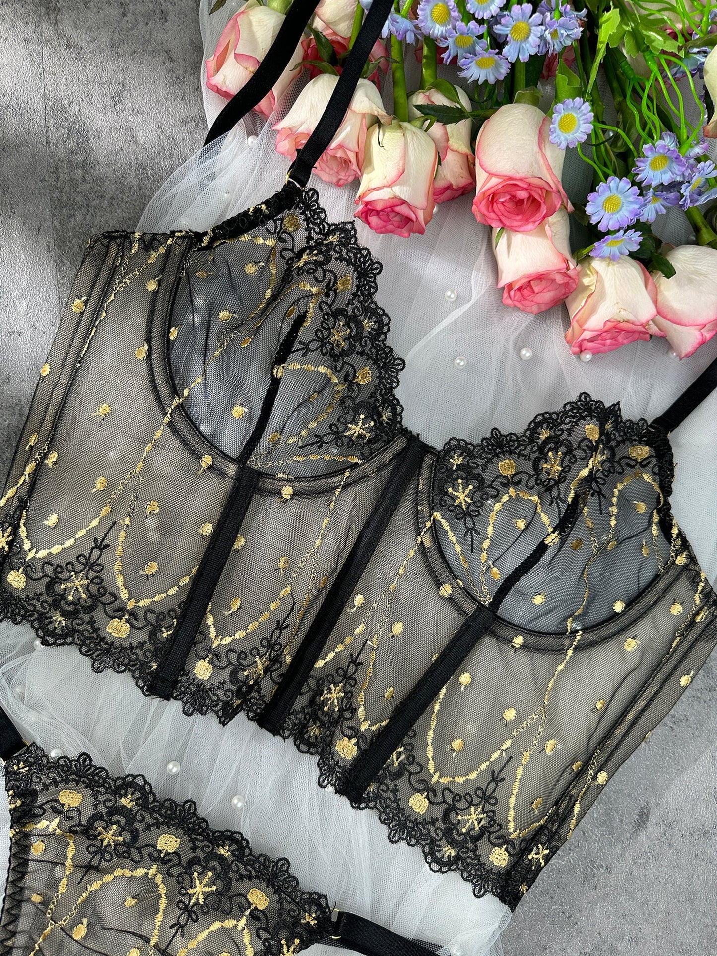 Maribel™ - Chic Luxe Noir & Guld Underklädesset