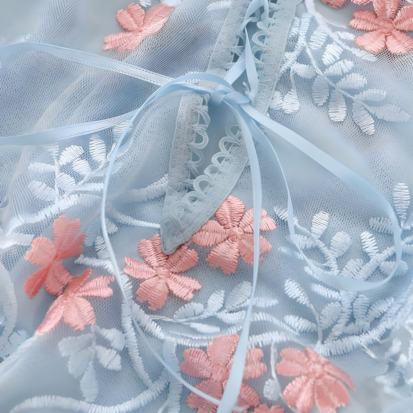 Isabella™ | Body med Blommönster Broderi