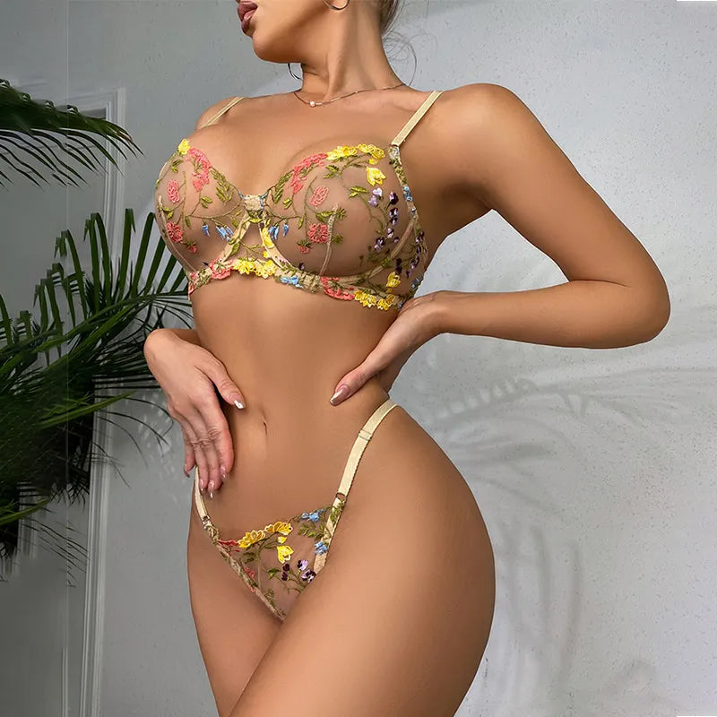 Beate™ - Förförisk Lingerieset med Färgglada Broderade Blommor