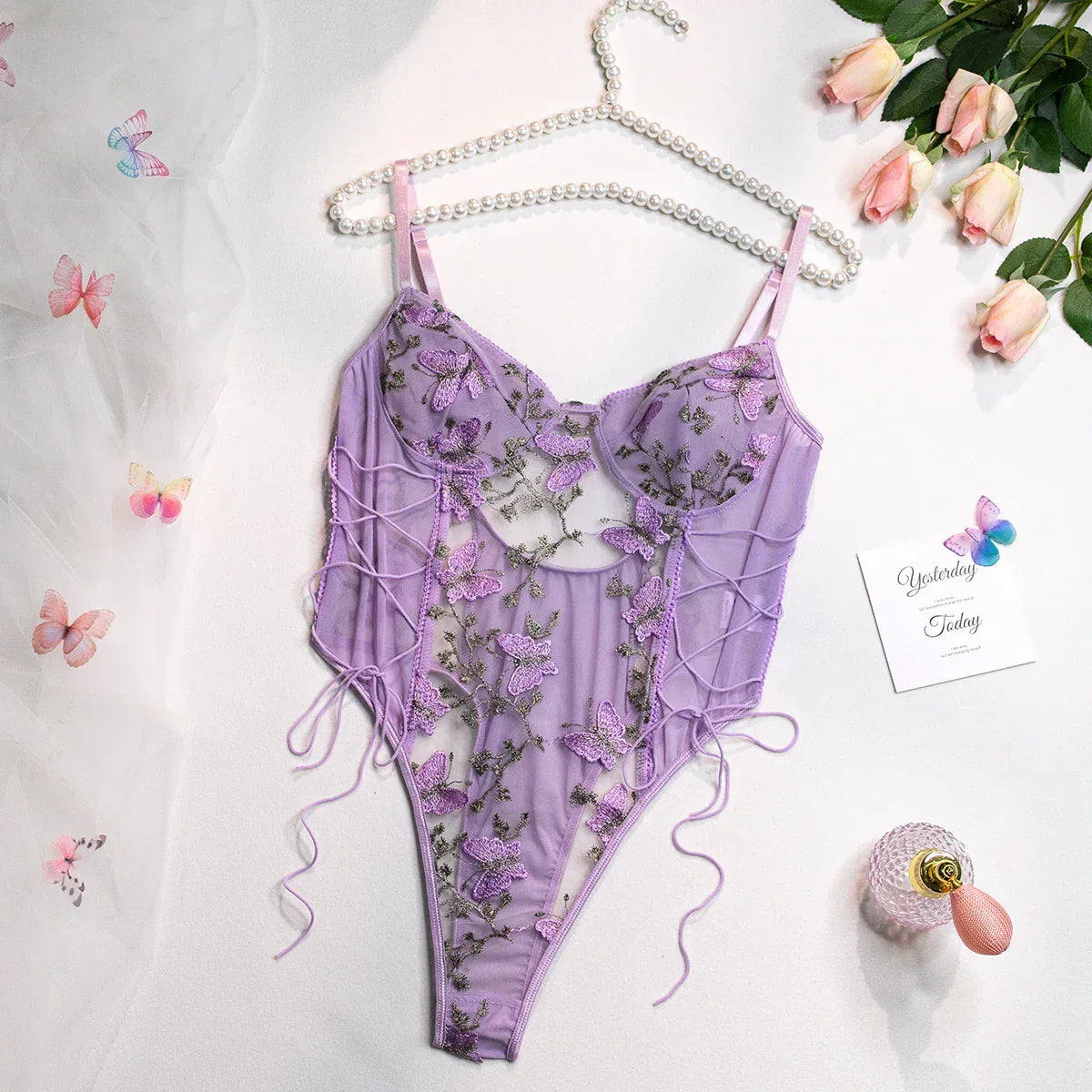 Zelda™ - Sensuell Broderad Bodysuit