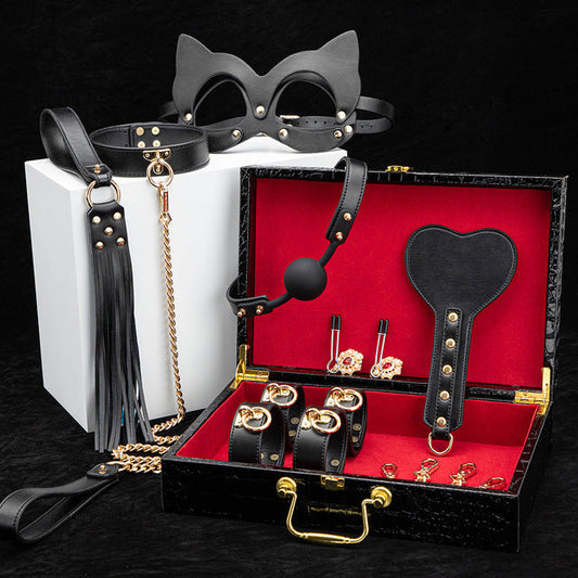 Micha™ - Royal Pleasure Chest